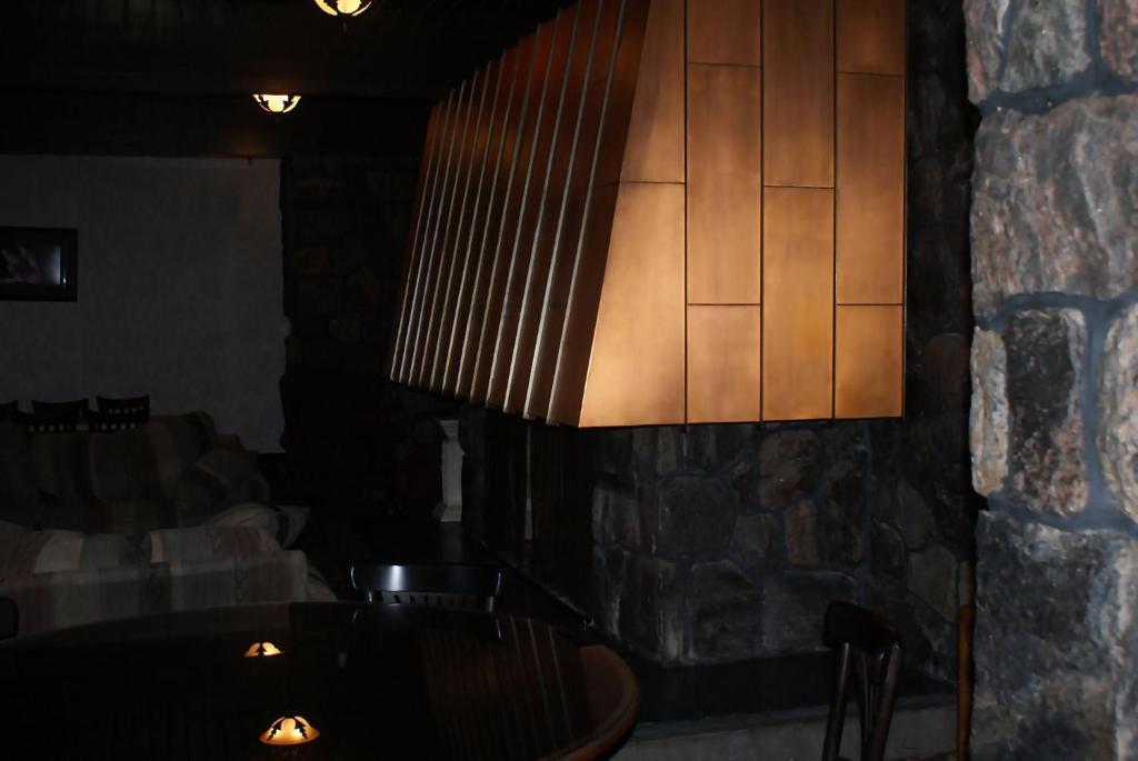 The Burntwood Hotel トンプソン エクステリア 写真